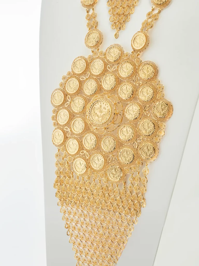 Buy Gold-Toned Necklaces & Pendants for Women by The Pari Online | Ajio.com