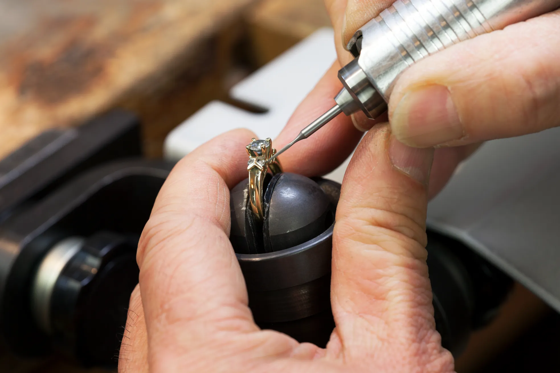 Read more about the article Expert Jewellery Repairs – Restore Your Treasured Pieces