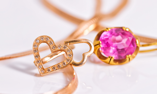 heart shaped gold earrings 